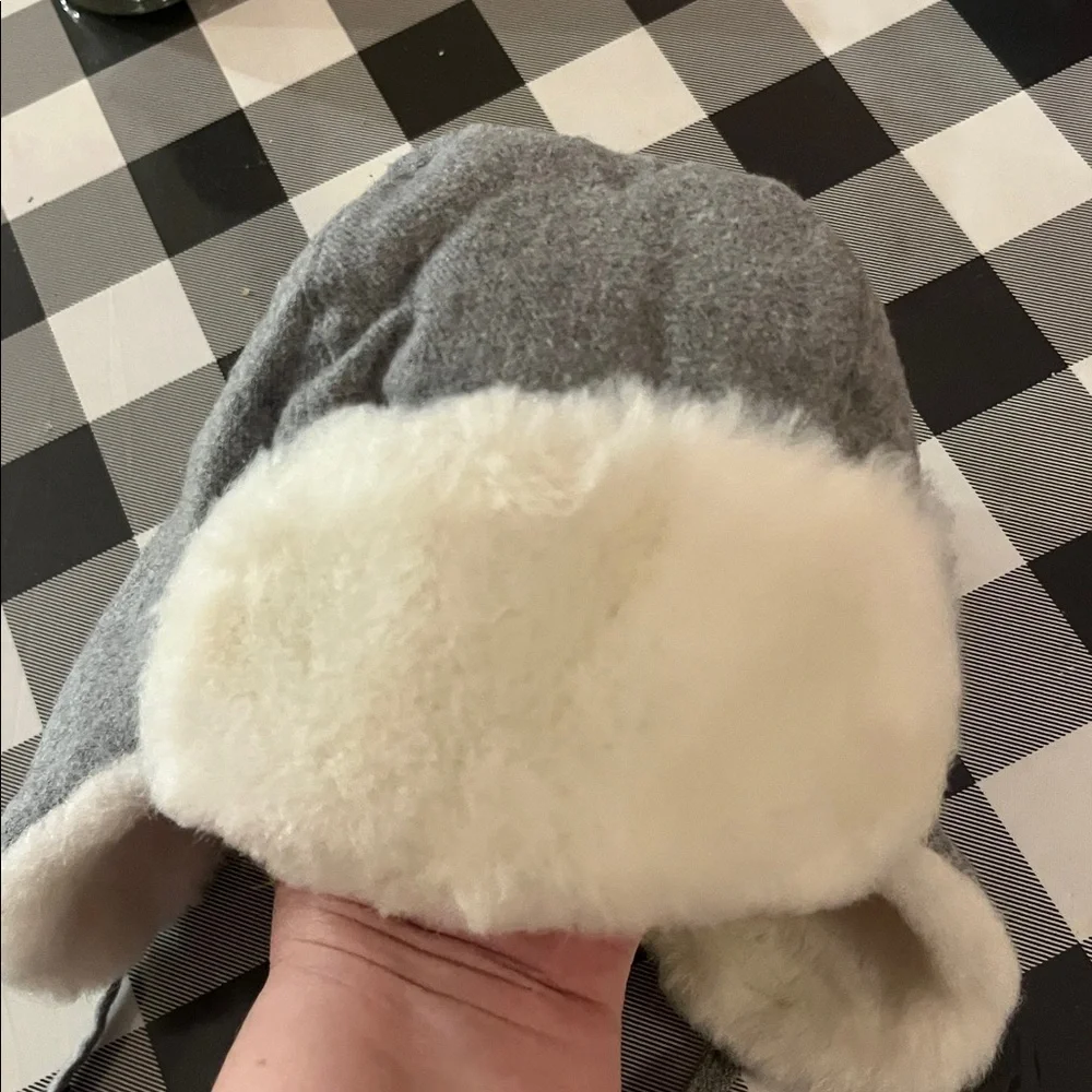 Baby GAP faux fur lined trapper hat gray white size 6-12 Months